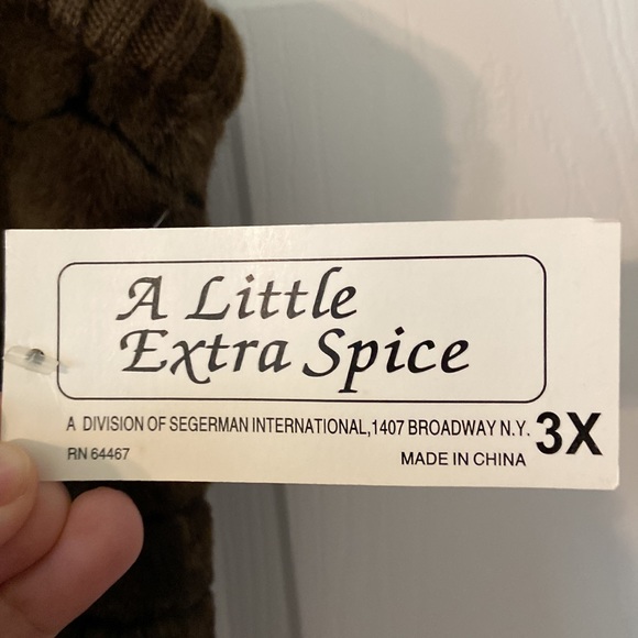 A Little Extra Spice Unisex Vest size 3X bust 50” long 28” brand new with tag - Picture 4 of 9